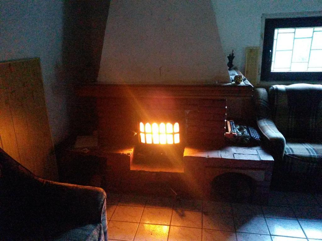 Cabana Pietricica Дымбовичоара Экстерьер фото