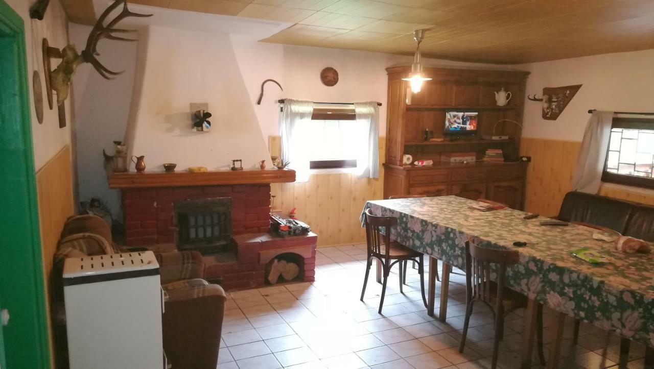 Cabana Pietricica Дымбовичоара Экстерьер фото